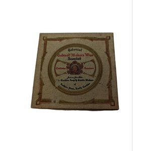 Colonial Cabinet Makers Wax Tin 4 fl oz Lavender Scented in Original Box Unused